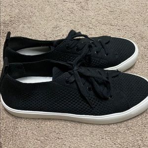 Used Marc Fisher tennis shoes